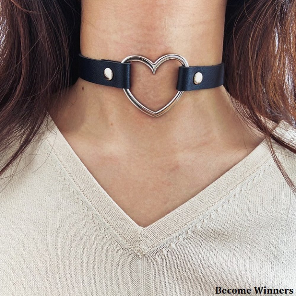 2Pk New Women's Big Leather Heart Choker Necklace